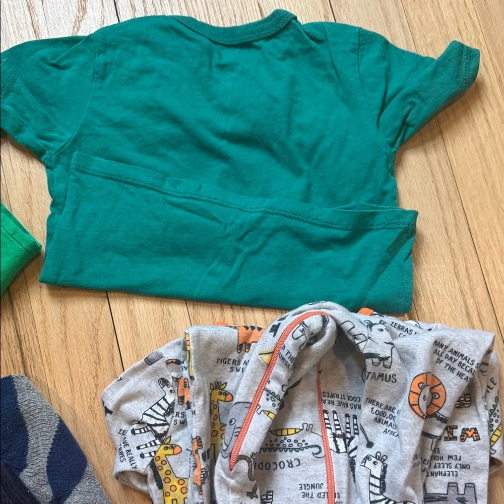 Bundle of Tops & PJ Set Green, Yellow, Plaid children’s place Gap Old Navy baby